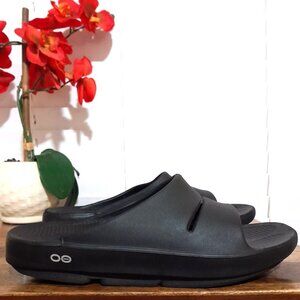 Unisex OOFOS slides M9 W11 black color